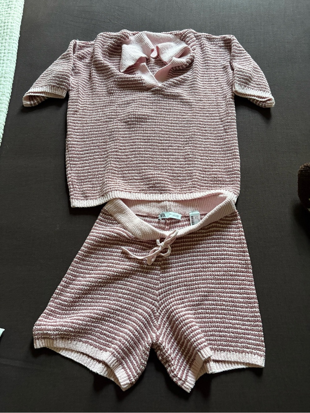 Women’s Pink Knit Short PJ Set - New without Tags.
